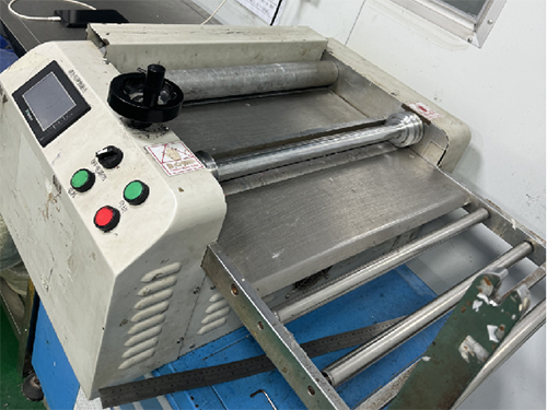 矽（guī）膠專用數控分條機